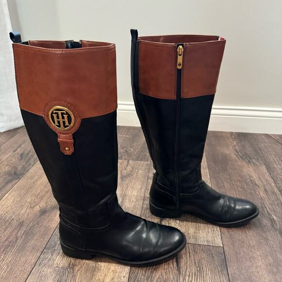 Tommy Hilfiger Riding Boots Two-Tone Knee High Logo Black Brown Size 8 - Picture 2 of 10